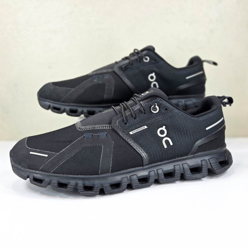 On Cloud 6 Waterproof Black Running Shoes Sneakers Mens Sz 9.5